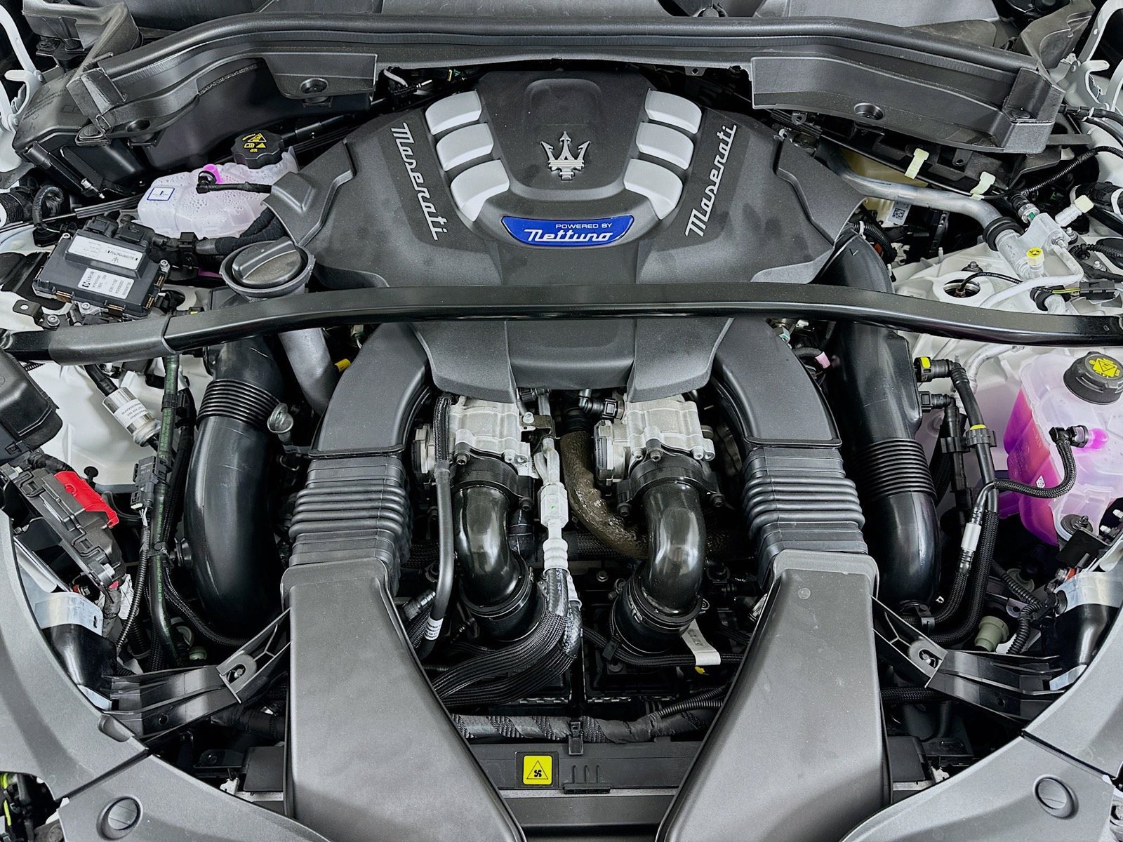 New 2026 Maserati Grecale Modena AWD/4WD image 13