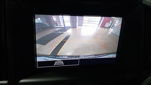 Used 2022 GMC Terrain SLE w/ Driver Convenience Package AWD/4WD image 23