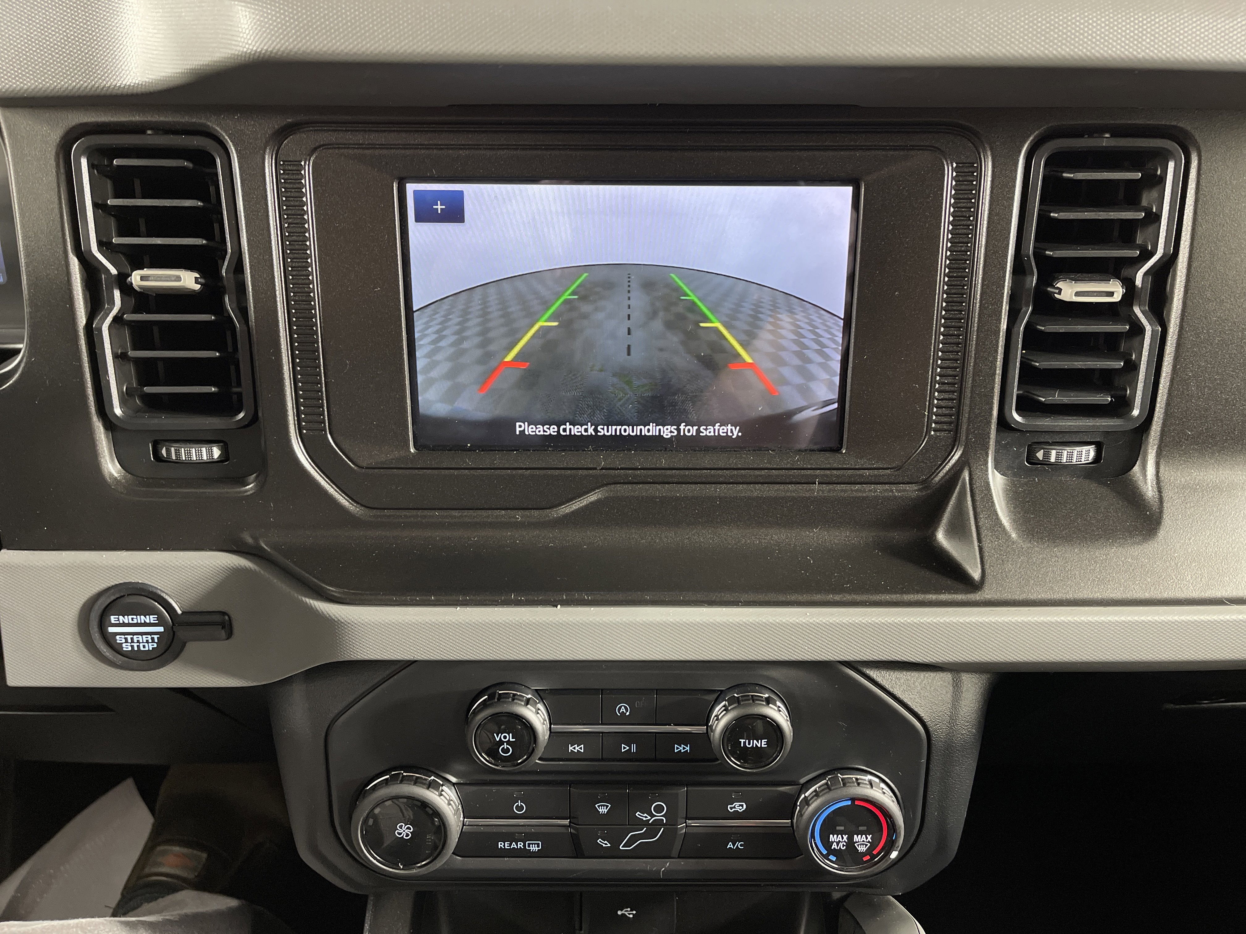 Used 2022 Ford Bronco Big Bend image 22