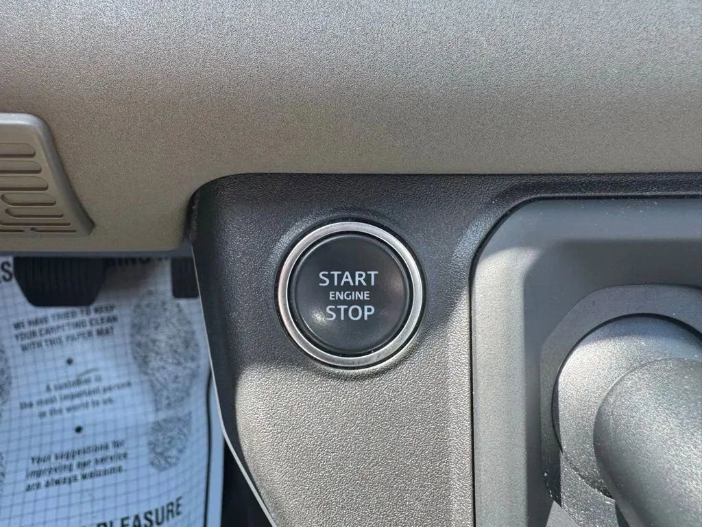 Used 2023 Land Rover Defender 110 S AWD/4WD image 25