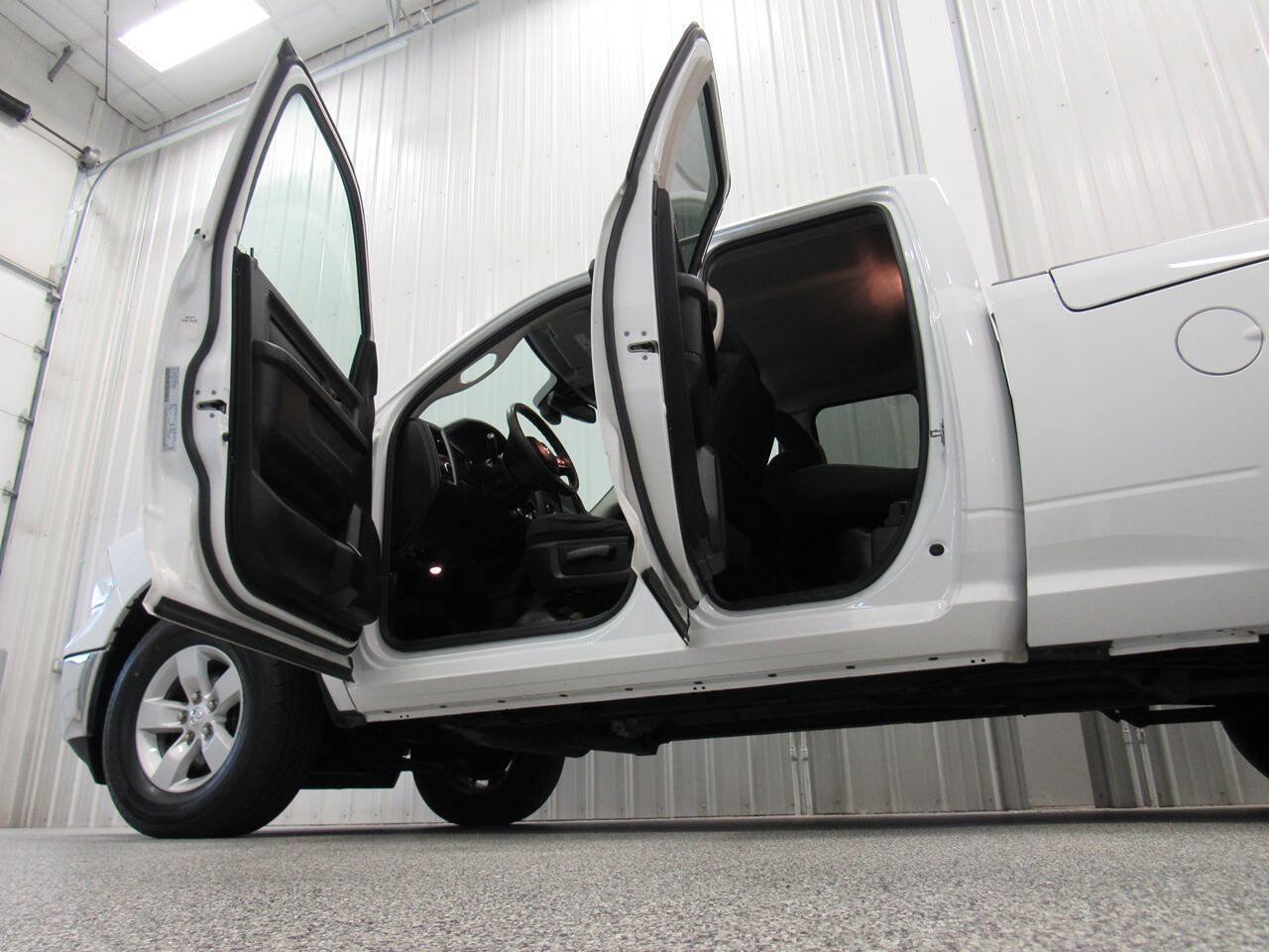 Used 2022 RAM 1500 Tradesman w/ Electronics Group AWD/4WD image 21