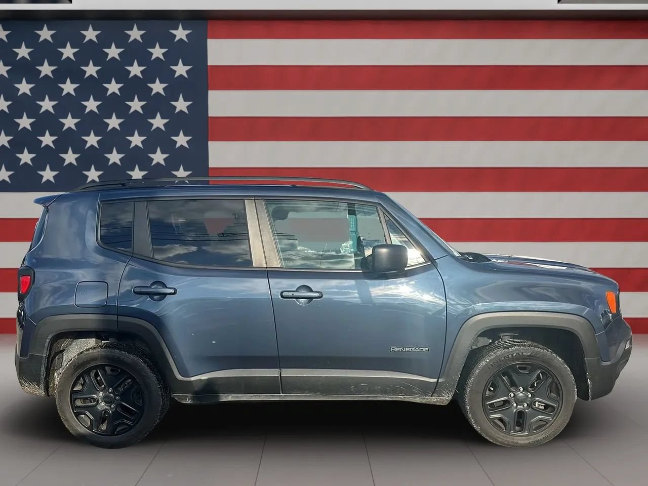 Used 2021 Jeep Renegade Sport AWD/4WD image 3