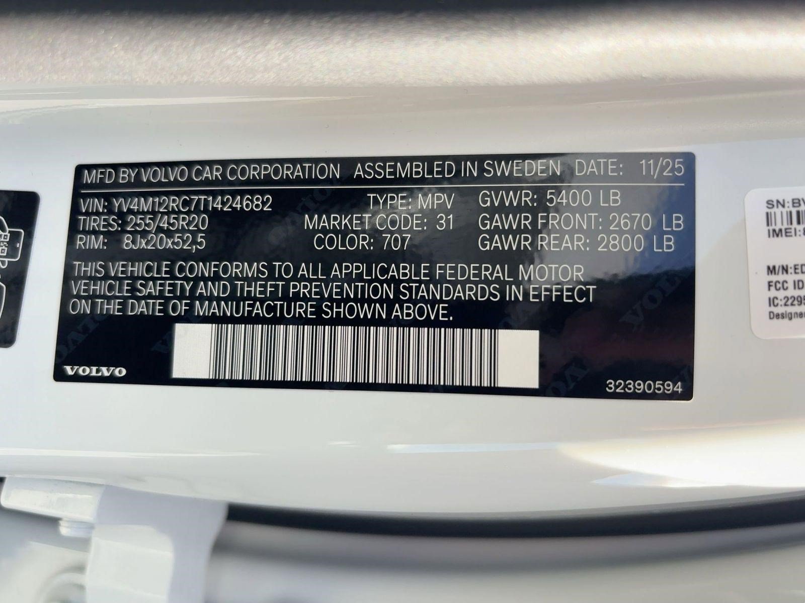 New 2026 Volvo XC60 B5 Plus w/ Protection Package Premier AWD/4WD image 18
