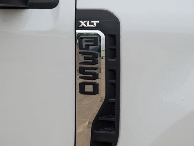 Used 2025 Ford F350 XLT AWD/4WD image 10