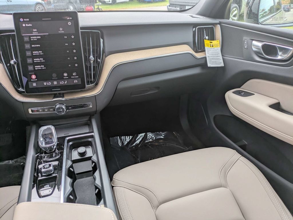 Certified 2026 Volvo XC60 B5 Plus w/ Protection Package Premier AWD/4WD image 18