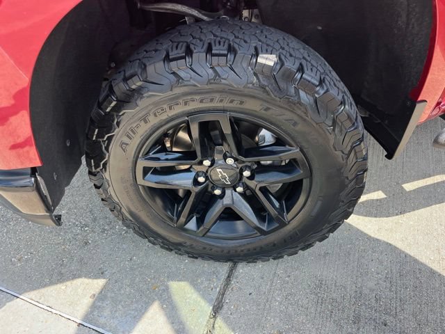 Used 2020 Chevrolet Silverado 1500 LT Trail Boss AWD/4WD image 32