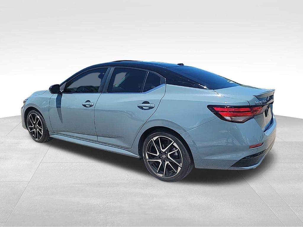 Used 2024 Nissan Sentra SR w/ SR Premium Package FWD image 7