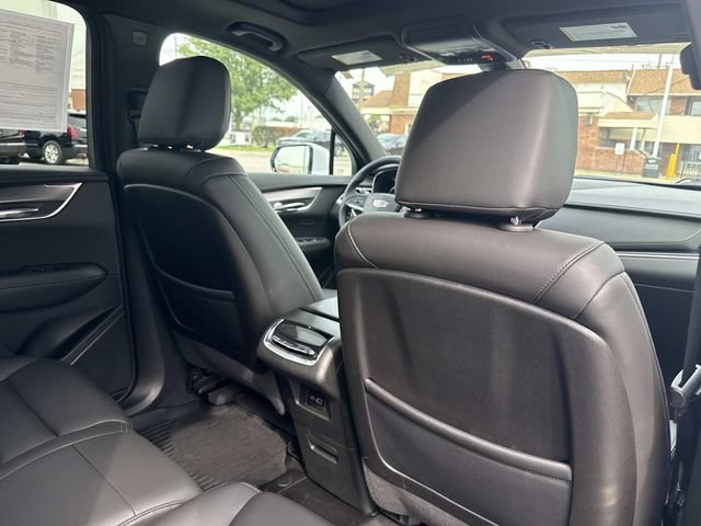 Certified 2024 Cadillac XT6 Luxury w/ LPO, Floor Liner Package AWD/4WD image 25