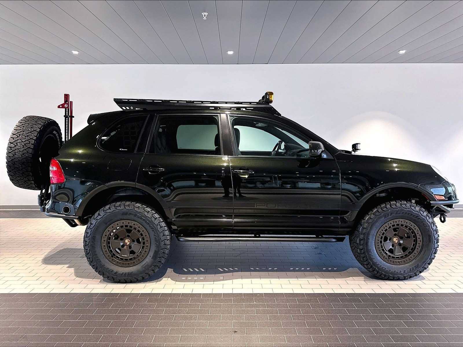 Used 2008 Porsche Cayenne S AWD/4WD image 11