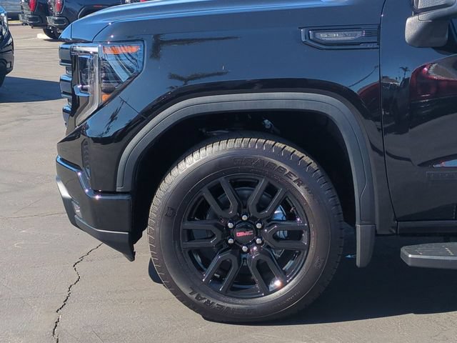 New 2026 GMC Sierra 1500 Elevation w/ LPO, Elevation Black Package AWD/4WD image 34