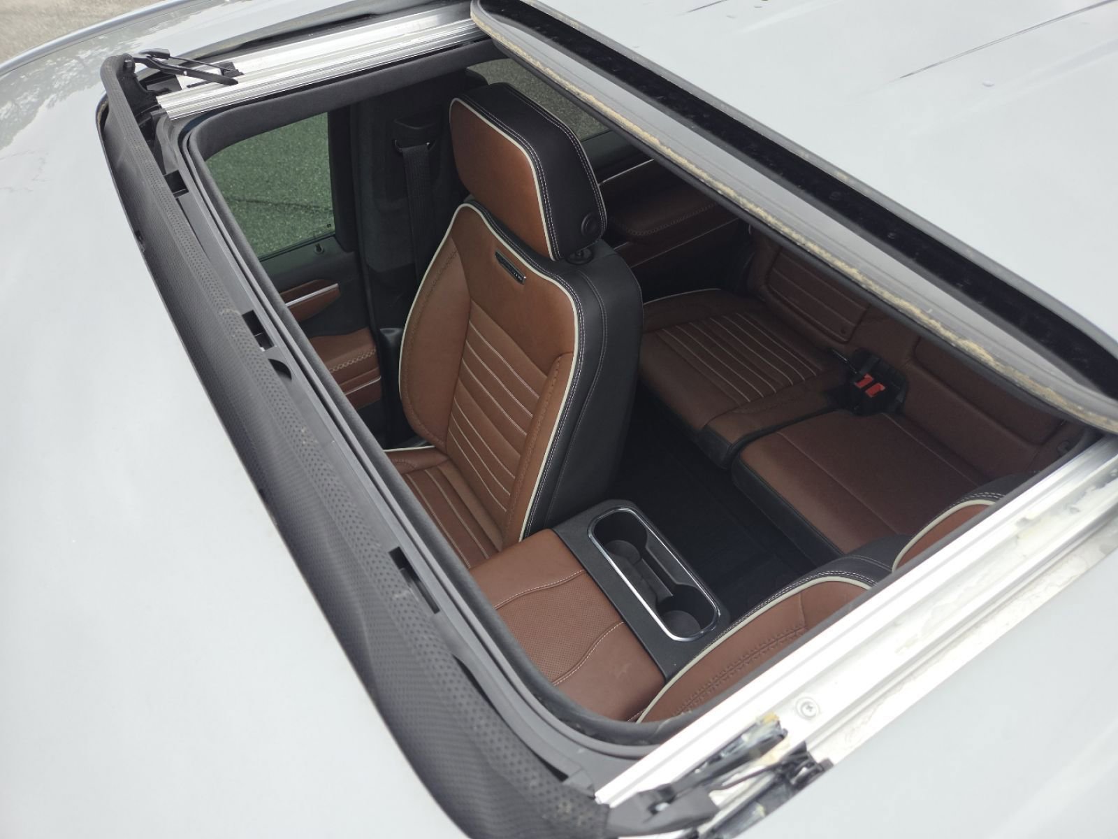 Used 2025 GMC Sierra 1500 Denali Ultimate image 4