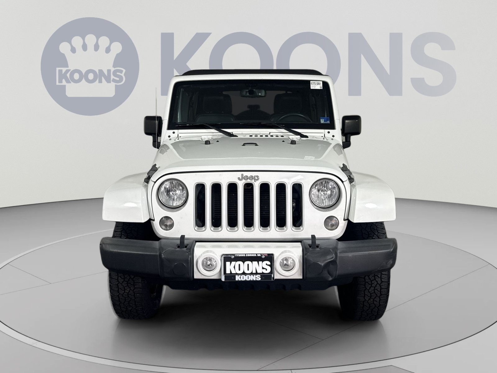 Used 2016 Jeep Wrangler Unlimited Sahara w/ Dual Top Group AWD/4WD image 11