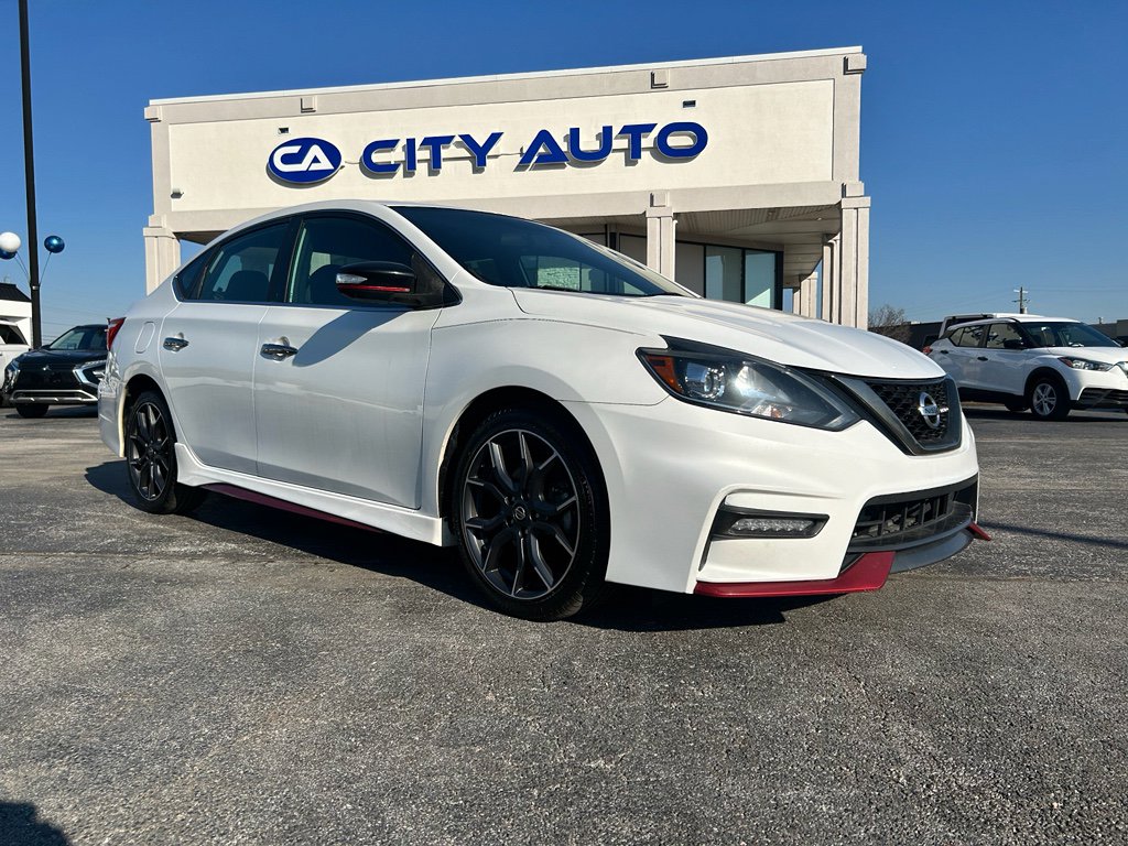 Used 2019 Nissan Sentra NISMO image 1