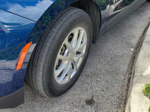 Used 2022 Chevrolet Equinox LS image 4