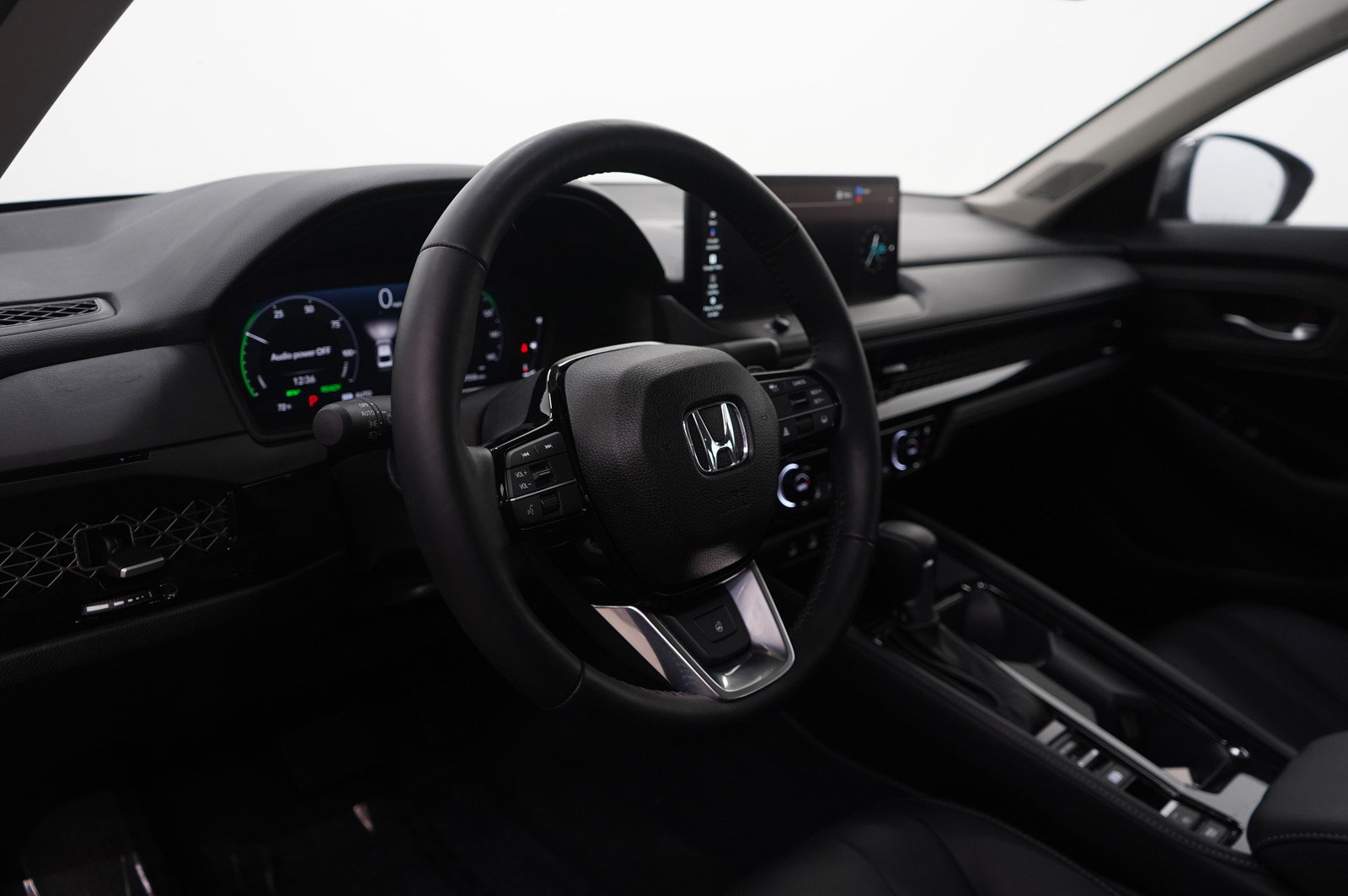 Used 2025 Honda Accord Touring image 17