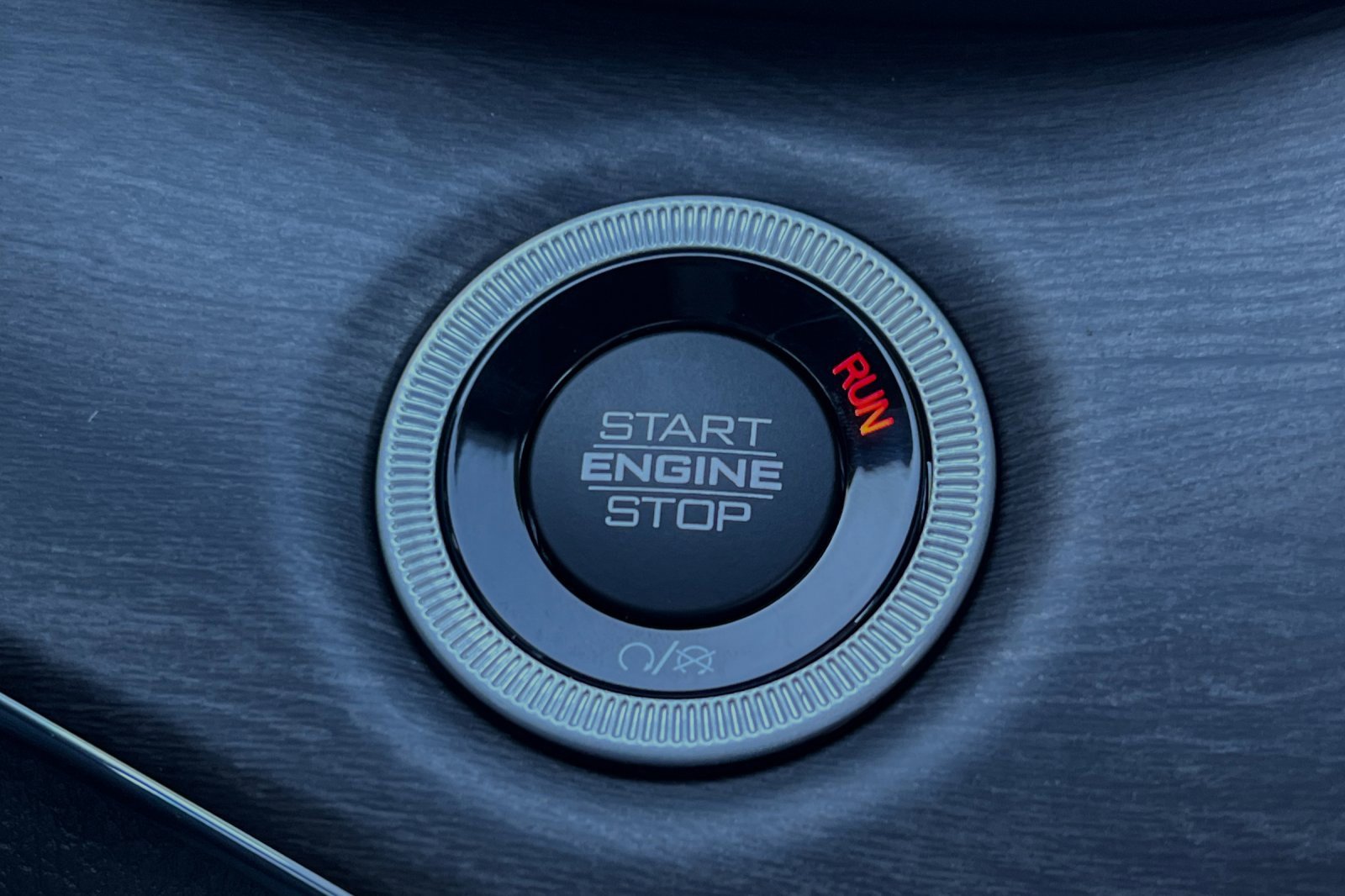 New 2024 Jeep Grand Cherokee Overland w/ Luxury Tech Group IV image 21