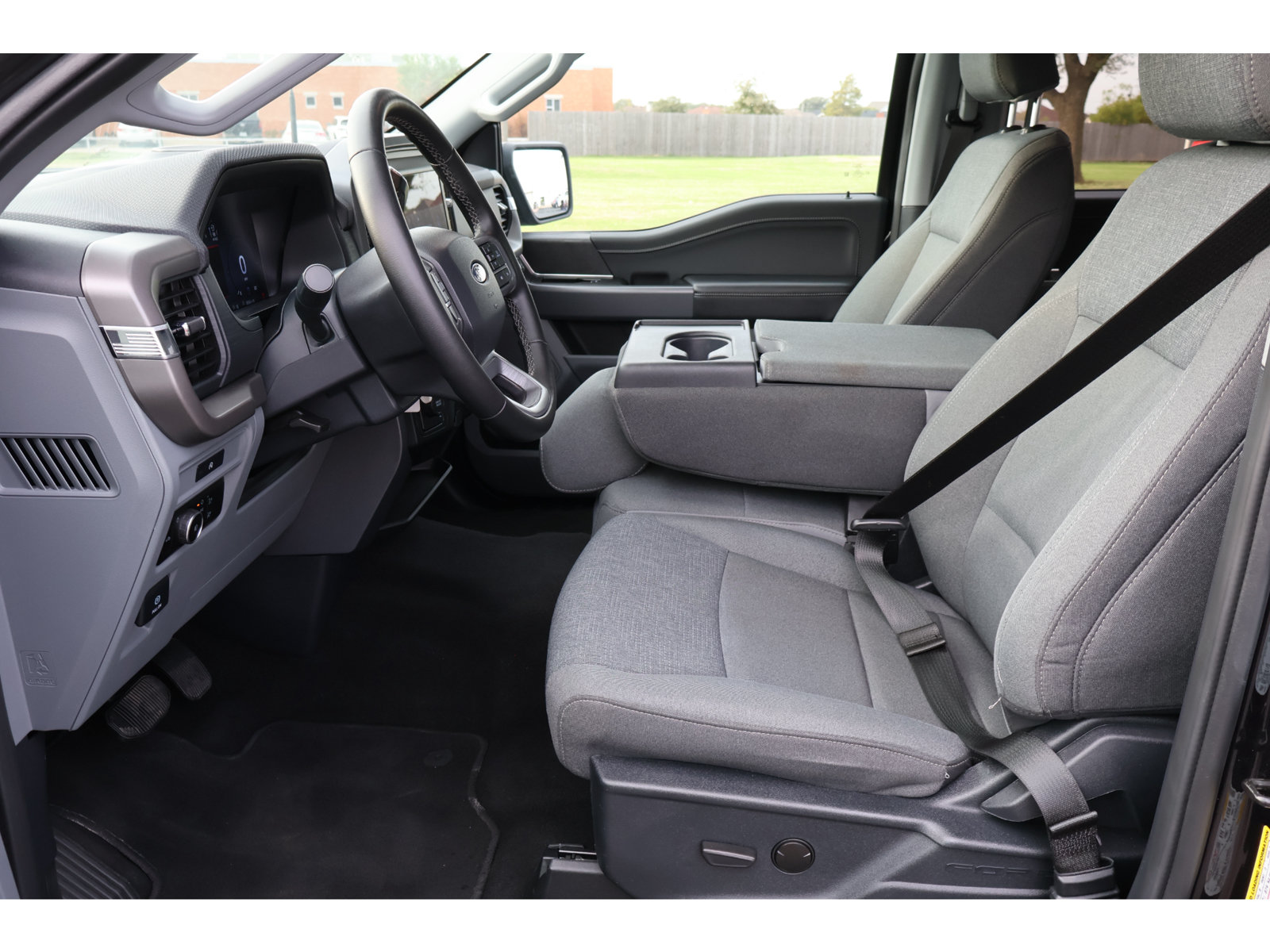 Used 2025 Ford F150 XLT w/ Equipment Group 301A Standard AWD/4WD image 23