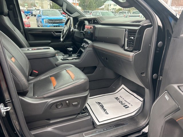 Used 2022 GMC Sierra 1500 AT4 w/ AT4 Premium Package image 10