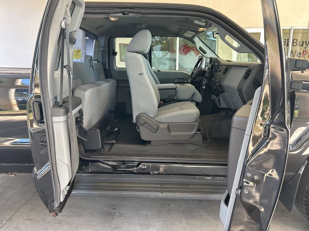 Used 2015 Ford F350 XL image 25