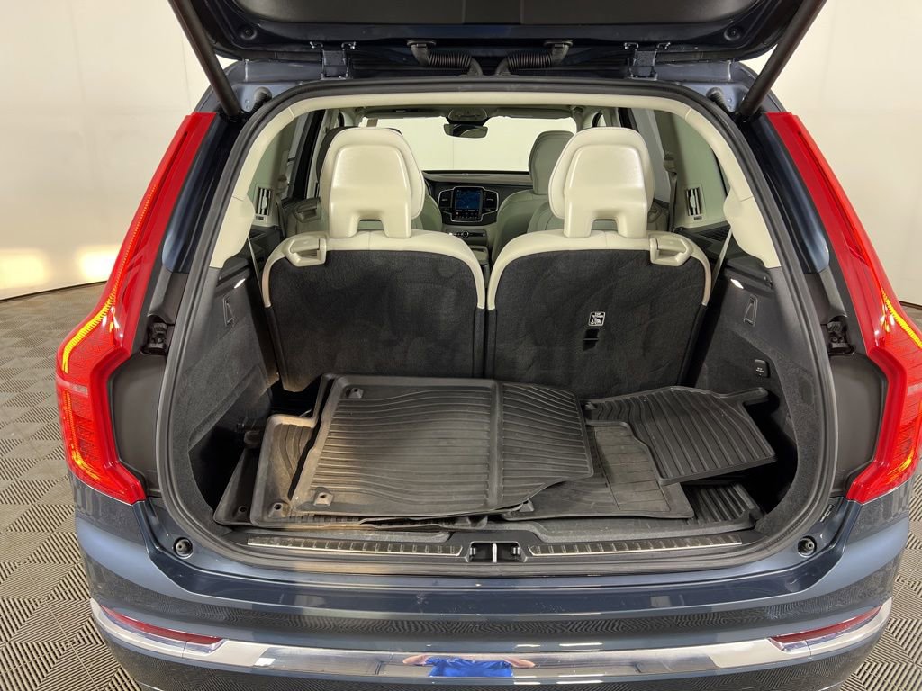 Used 2025 Volvo XC90 B6 Ultra w/ Protection Package image 27
