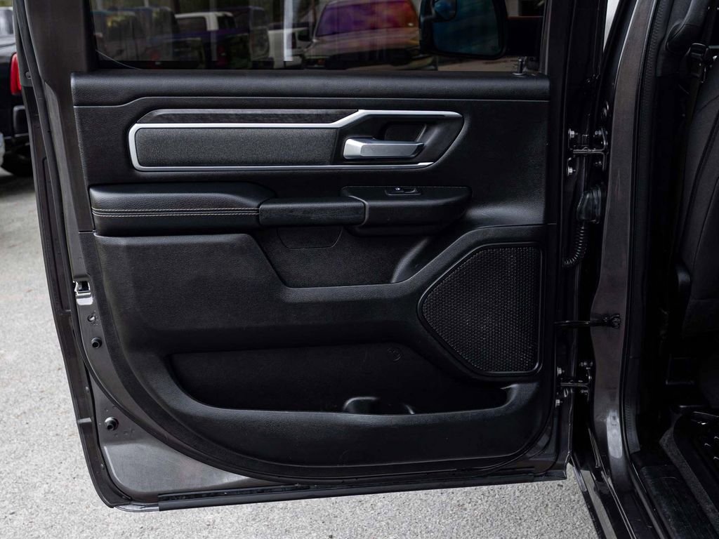 Used 2022 RAM 1500 Big Horn AWD/4WD image 14