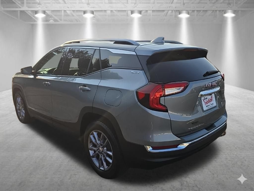 Certified 2023 GMC Terrain SLT w/ Infotainment Package II FWD image 7