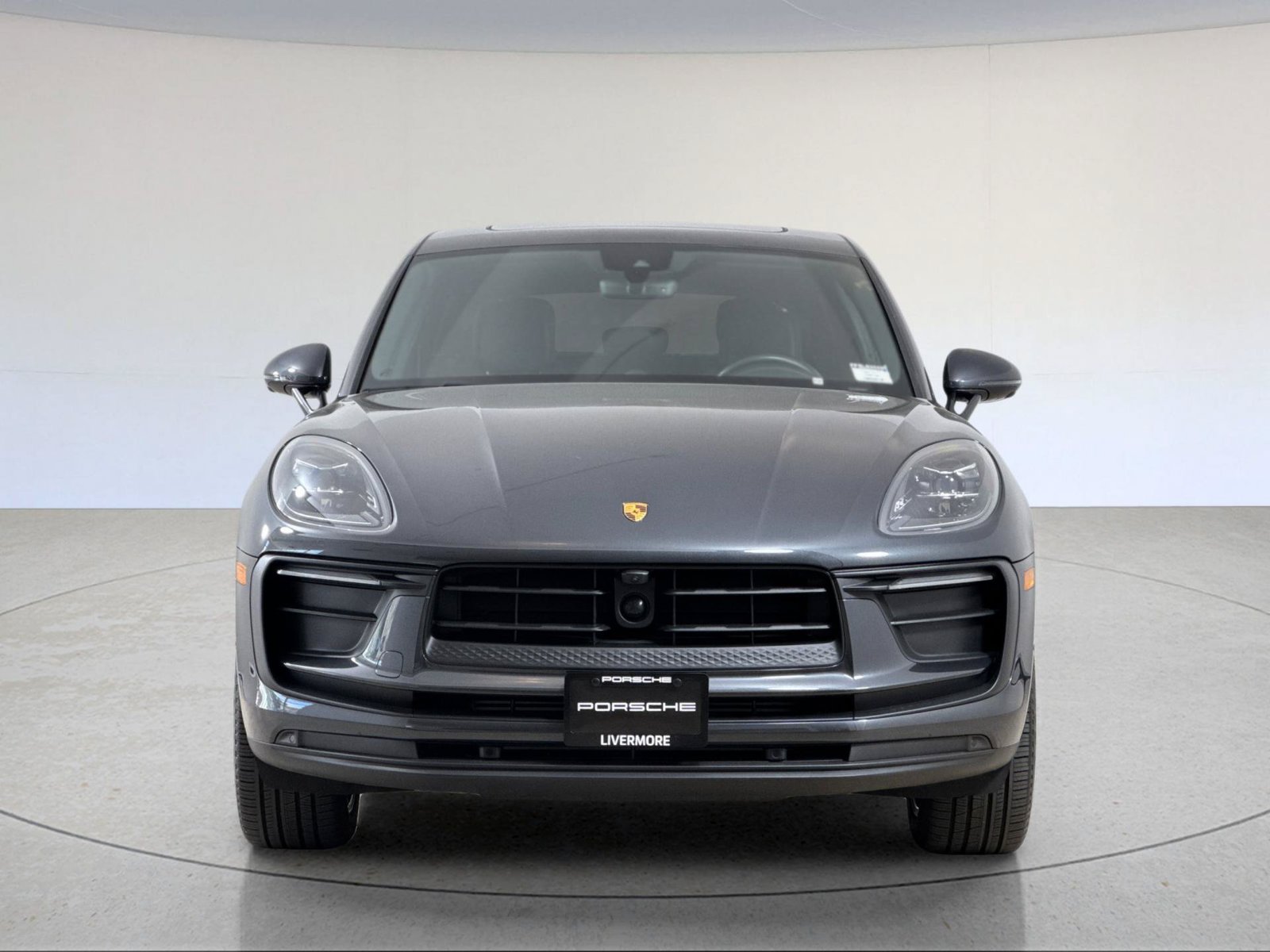 Certified 2025 Porsche Macan w/ Premium Package Plus AWD/4WD image 11