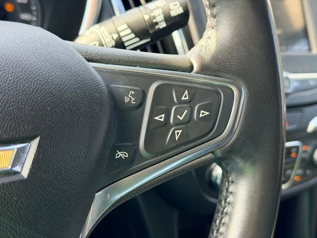 Used 2019 Chevrolet Equinox LT w/ Driver Convenience Package image 11