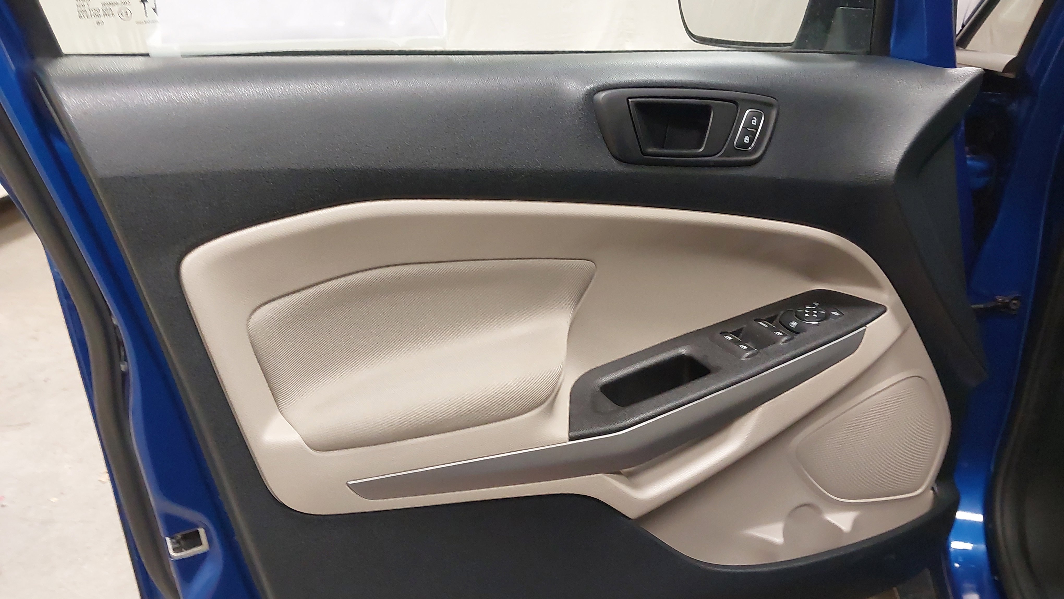 Used 2022 Ford EcoSport S image 24