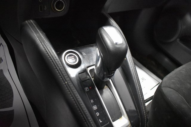 Used 2020 Nissan Kicks SV image 17