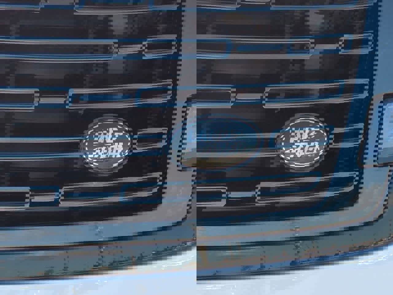 New 2025 Land Rover Range Rover SE image 11