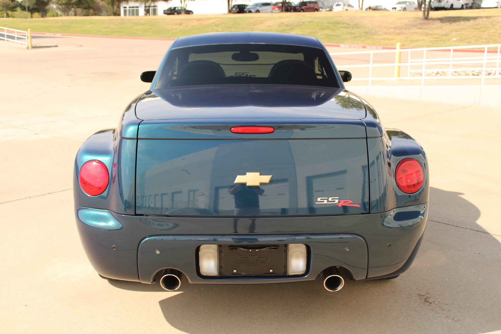 Used 2005 Chevrolet SSR w/ Preferred Equipment Group RWD image 11