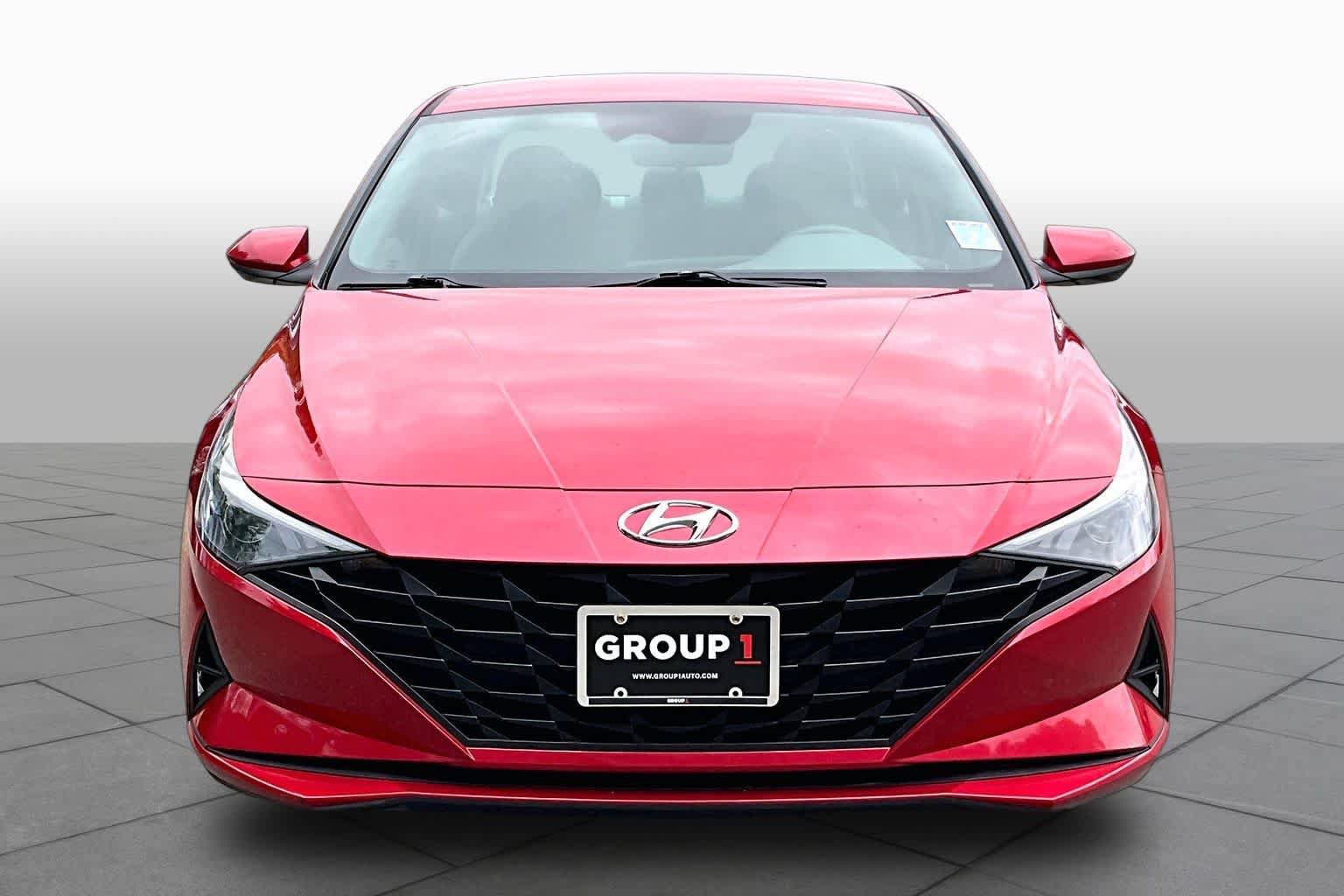 Used 2022 Hyundai Elantra SEL FWD image 7