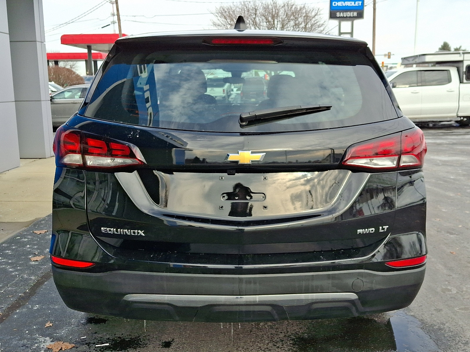 Used 2023 Chevrolet Equinox LT image 5