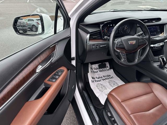 Certified 2023 Cadillac XT5 Premium Luxury w/ Technology Package AWD/4WD image 14