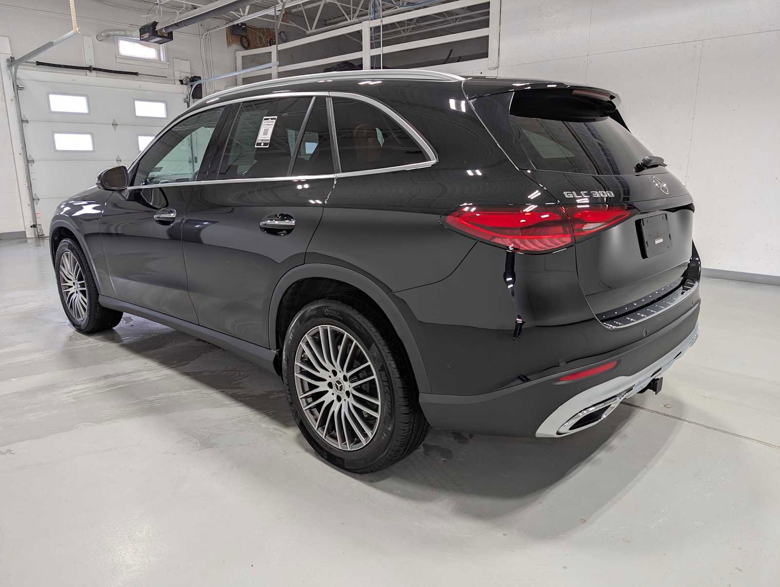 Certified 2026 Mercedes-Benz GLC 300 4MATIC image 10