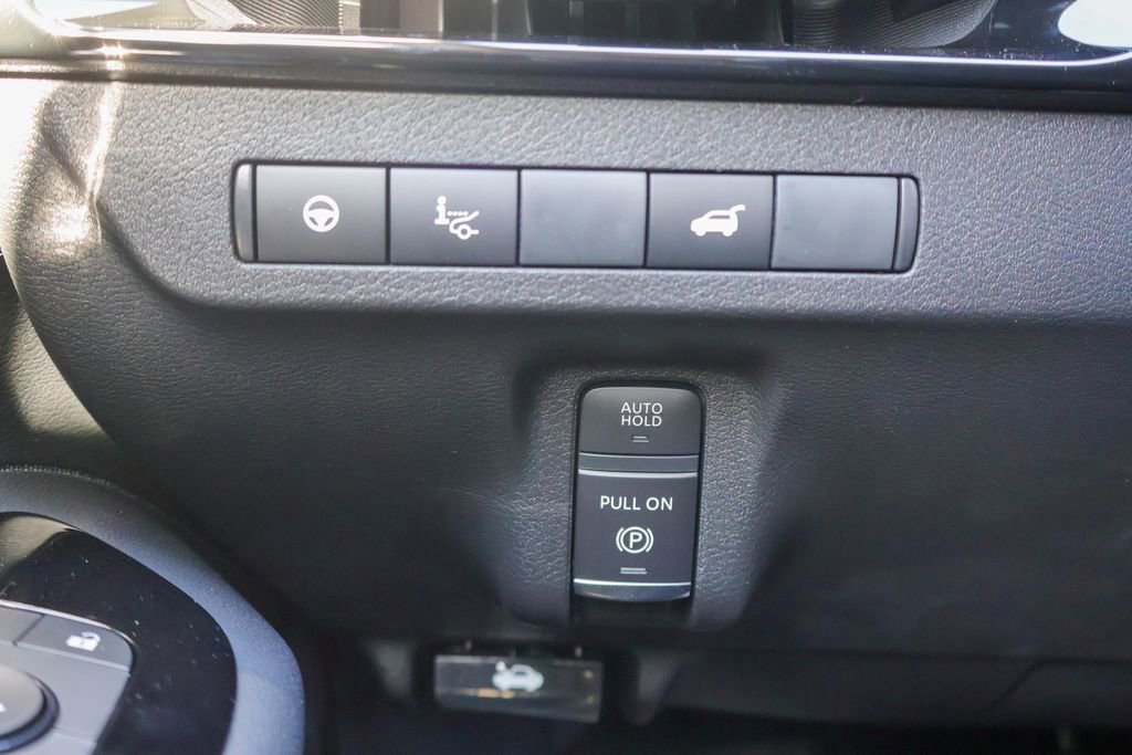 New 2026 Nissan Murano Platinum image 16