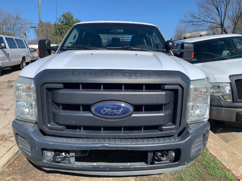 Used 2014 Ford F250 XL w/ Power Equipment Group image 2