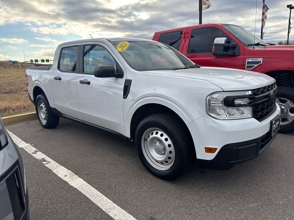 Used 2022 Ford Maverick XL FWD image 3