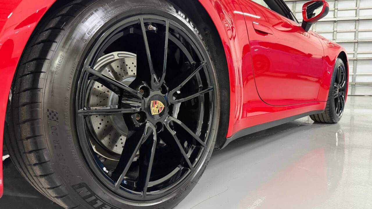 Used 2023 Porsche 911 Carrera image 12
