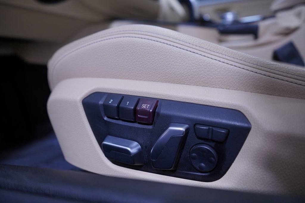 Used 2020 BMW 440i Coupe w/ M Sport Package image 17