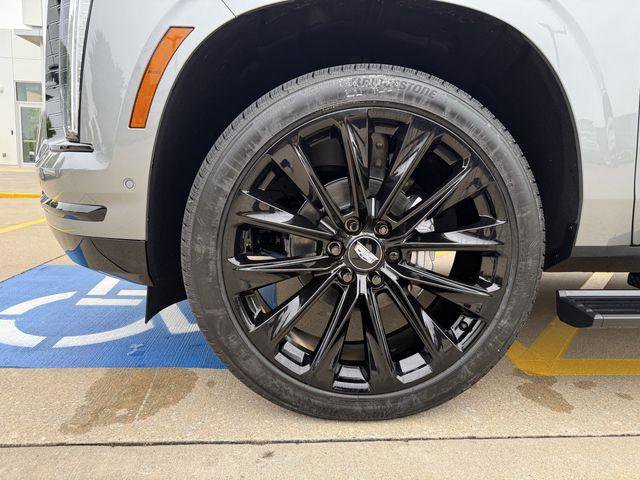 New 2026 Cadillac Escalade Platinum Sport w/ LPO, ONYX Package AWD/4WD image 23