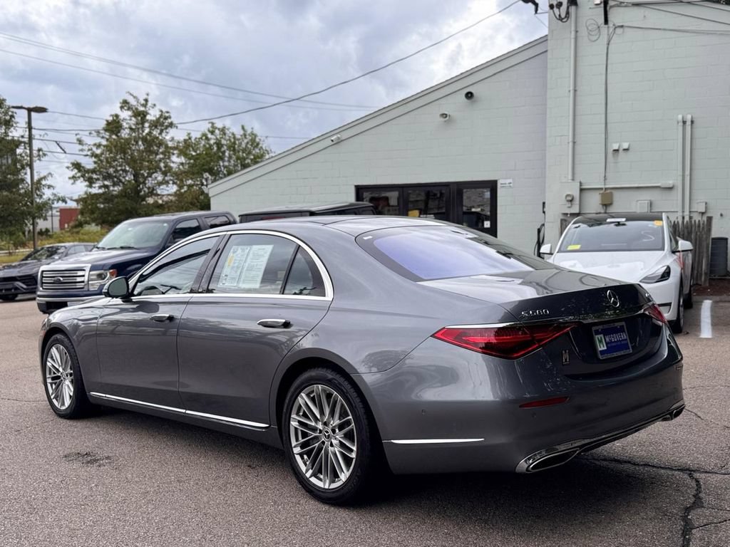 Used 2022 Mercedes-Benz S 580 4MATIC Sedan image 4