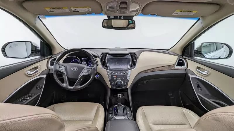 Used 2017 Hyundai Santa Fe Limited FWD image 10