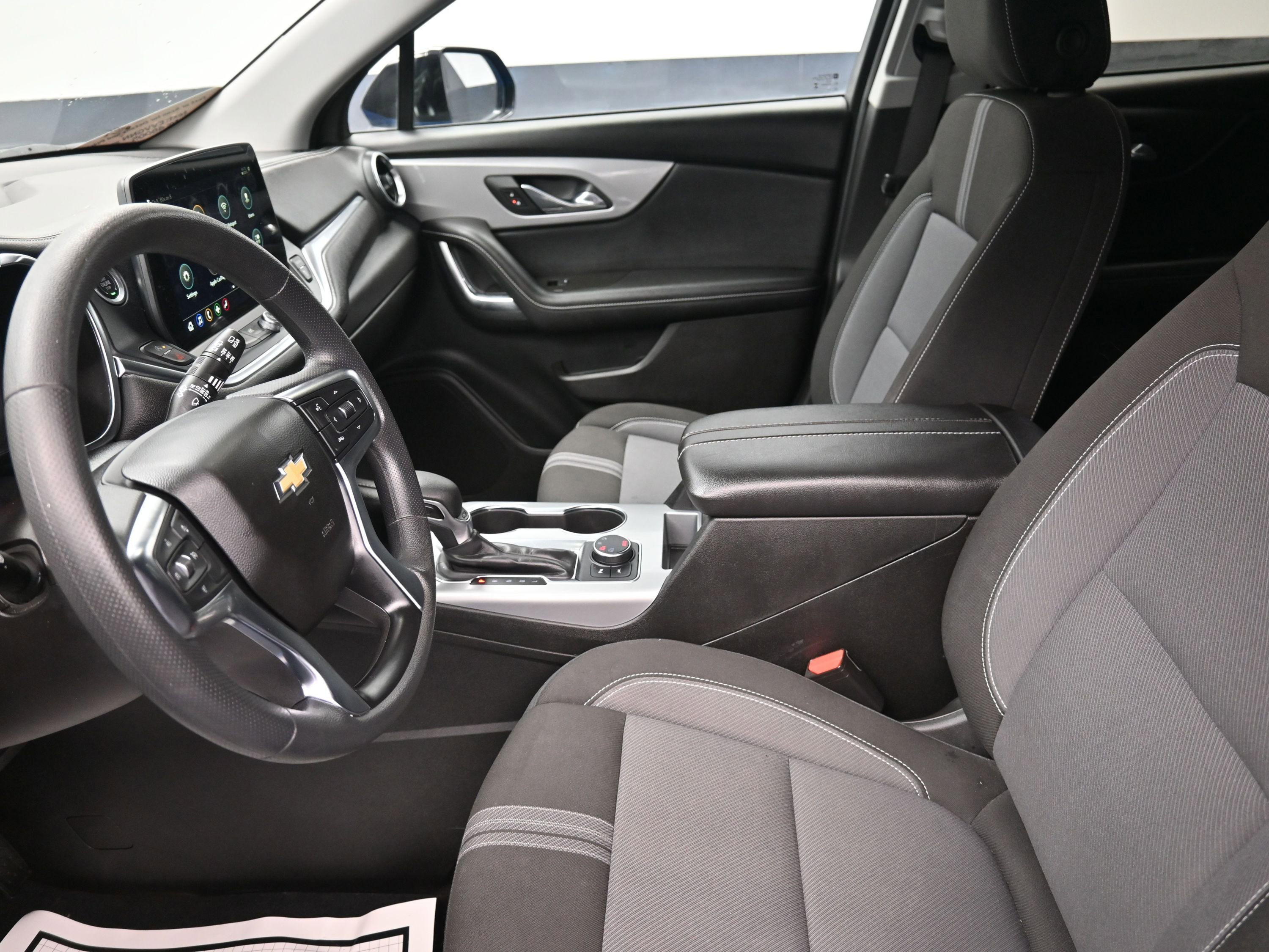 Used 2025 Chevrolet Blazer LT w/ Midnight/Sport Edition image 25