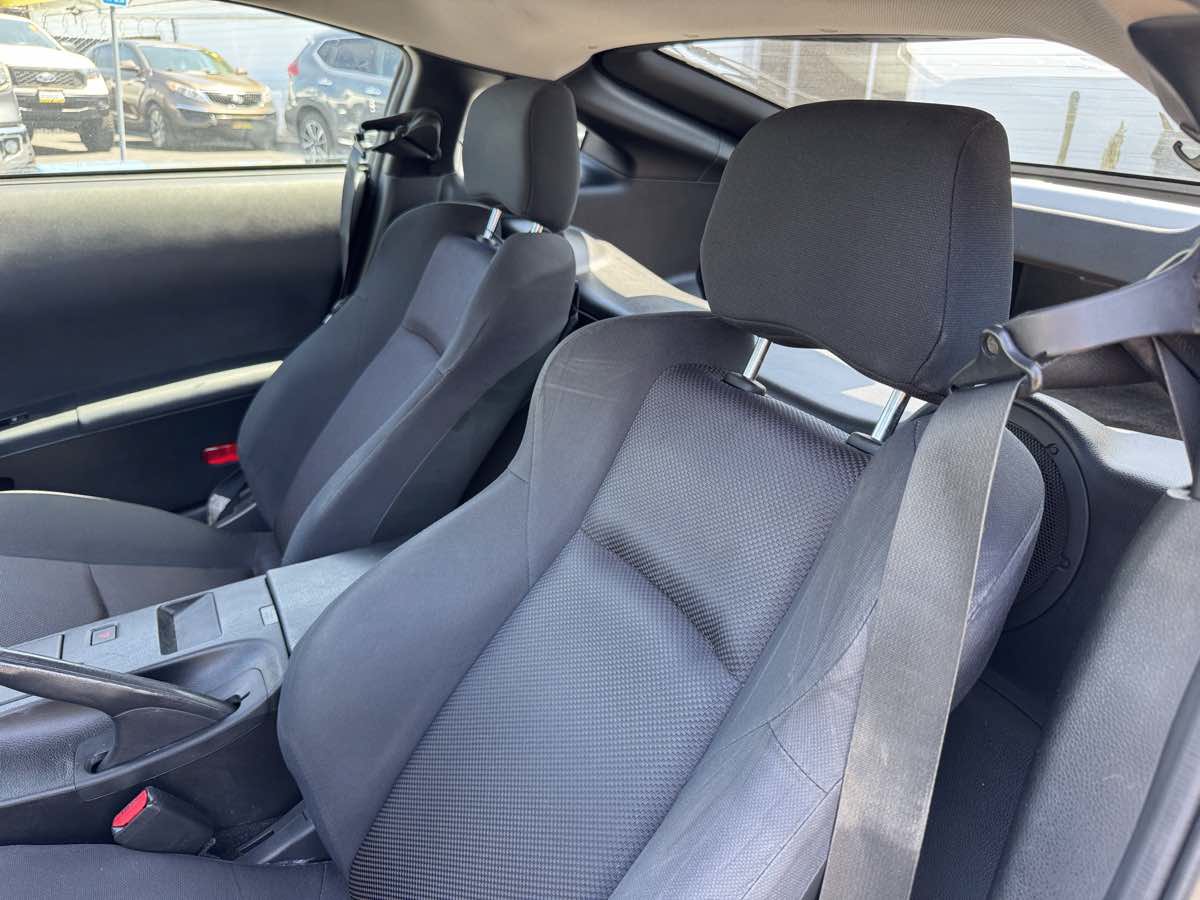 Used 2004 Nissan 350Z Track w/ Cargo Convenience Pkg RWD image 17