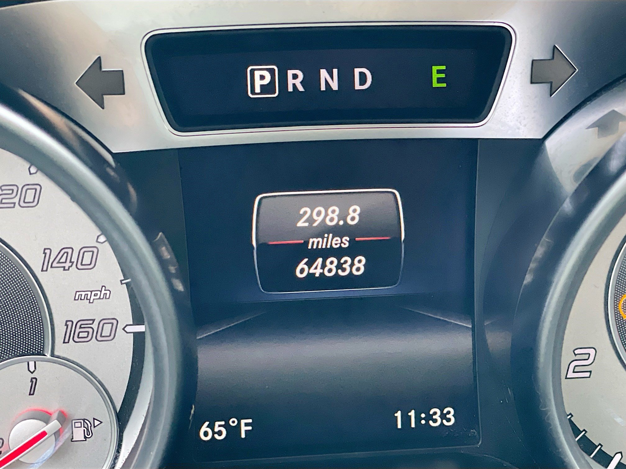 Used 2015 Mercedes-Benz SL 400 image 8