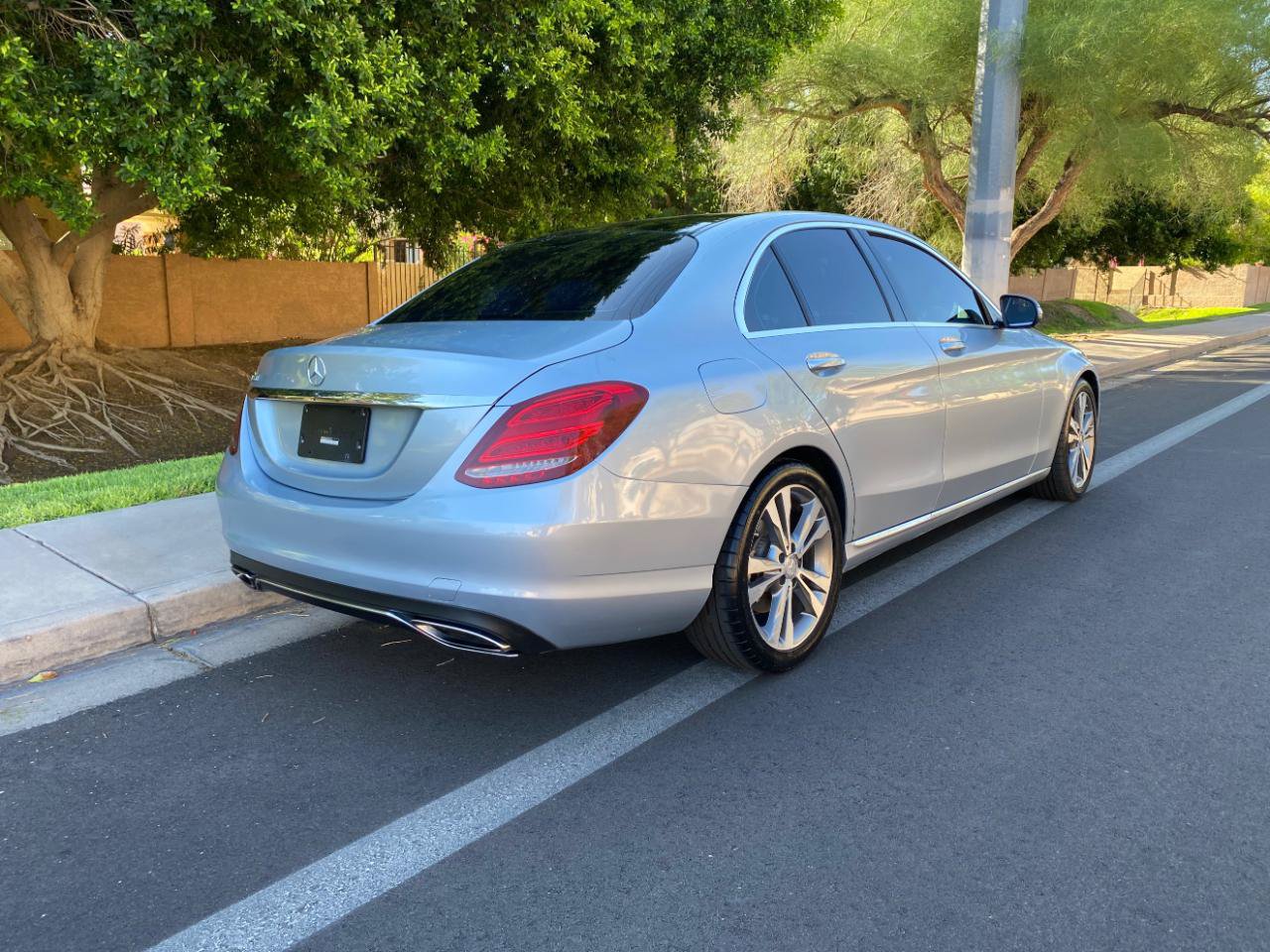Used 2015 Mercedes-Benz C 300 Sedan image 9