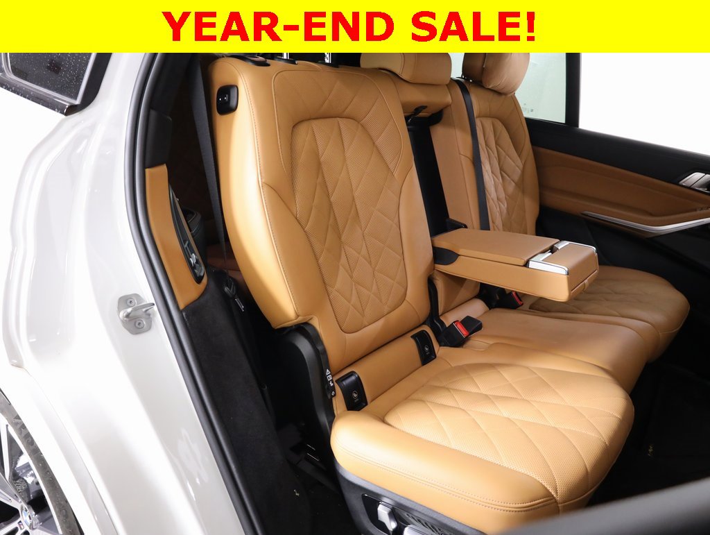 Used 2023 BMW X7 xDrive40i w/ Executive Package image 44
