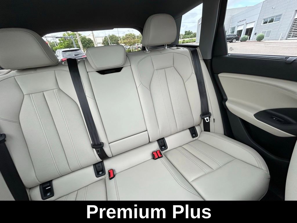 Used 2025 Audi Q6 e-tron Premium Plus w/ Premium Plus image 15